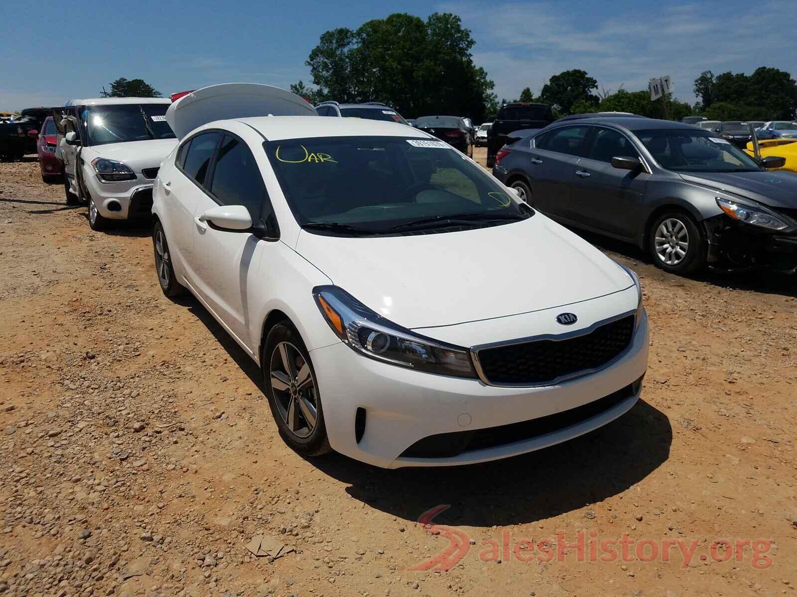 3KPFL4A70JE246799 2018 KIA FORTE