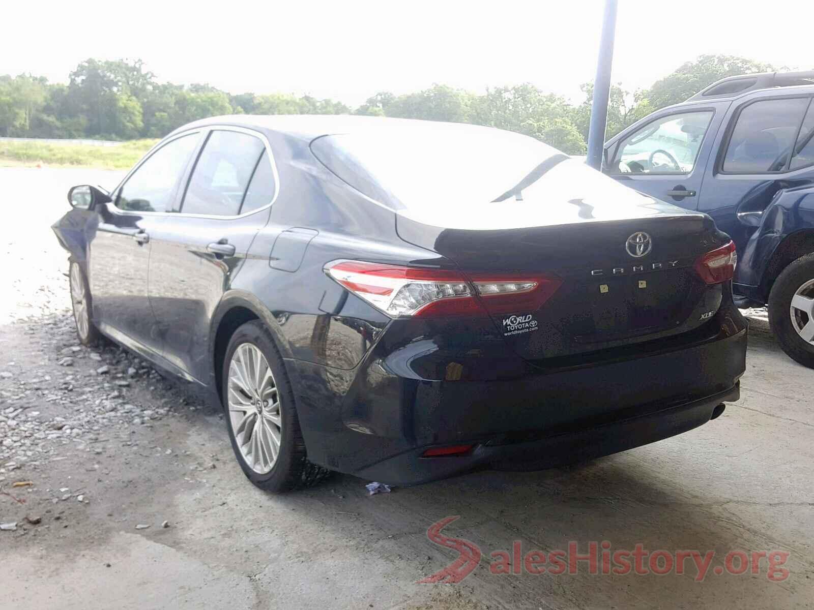 4T1B11HK8JU140854 2018 TOYOTA CAMRY