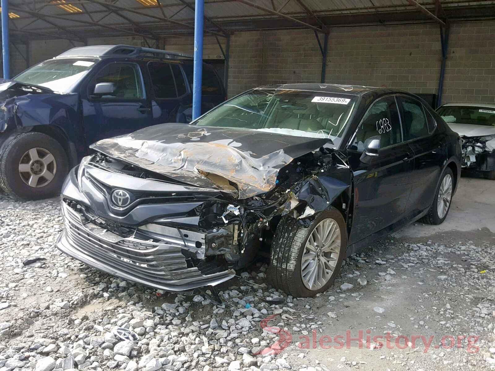 4T1B11HK8JU140854 2018 TOYOTA CAMRY