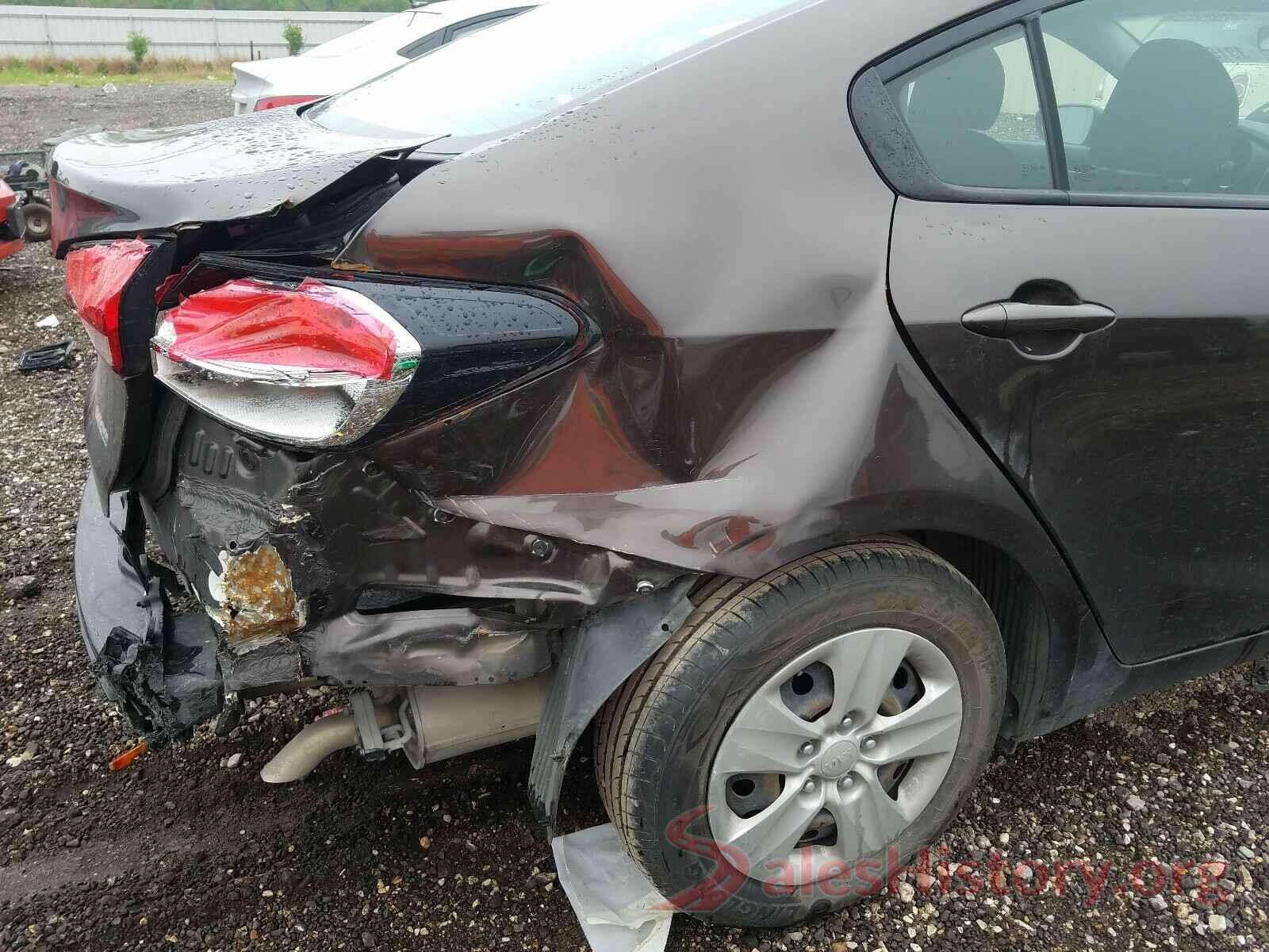 3KPFK4A73JE178694 2018 KIA FORTE