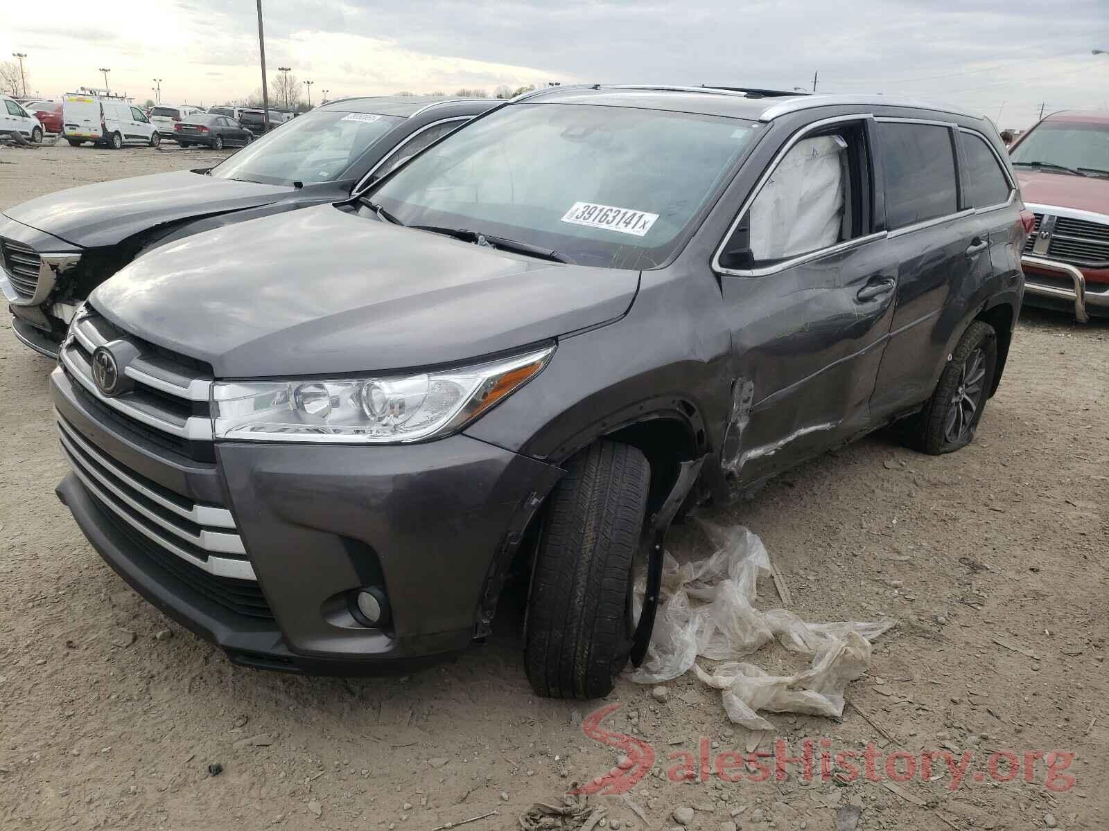 5TDJZRFH5JS825929 2018 TOYOTA HIGHLANDER