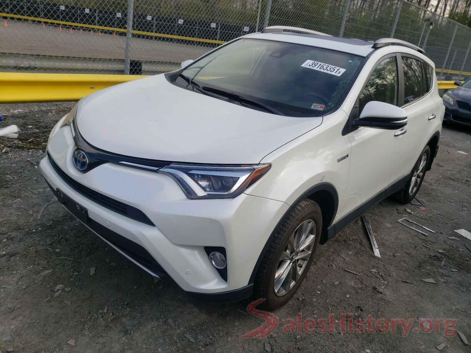 JTMDJREV9HD083617 2017 TOYOTA RAV4