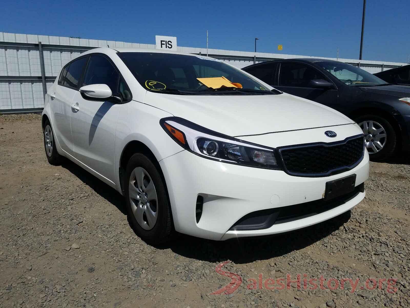 KNAFK5A83H5693082 2017 KIA FORTE