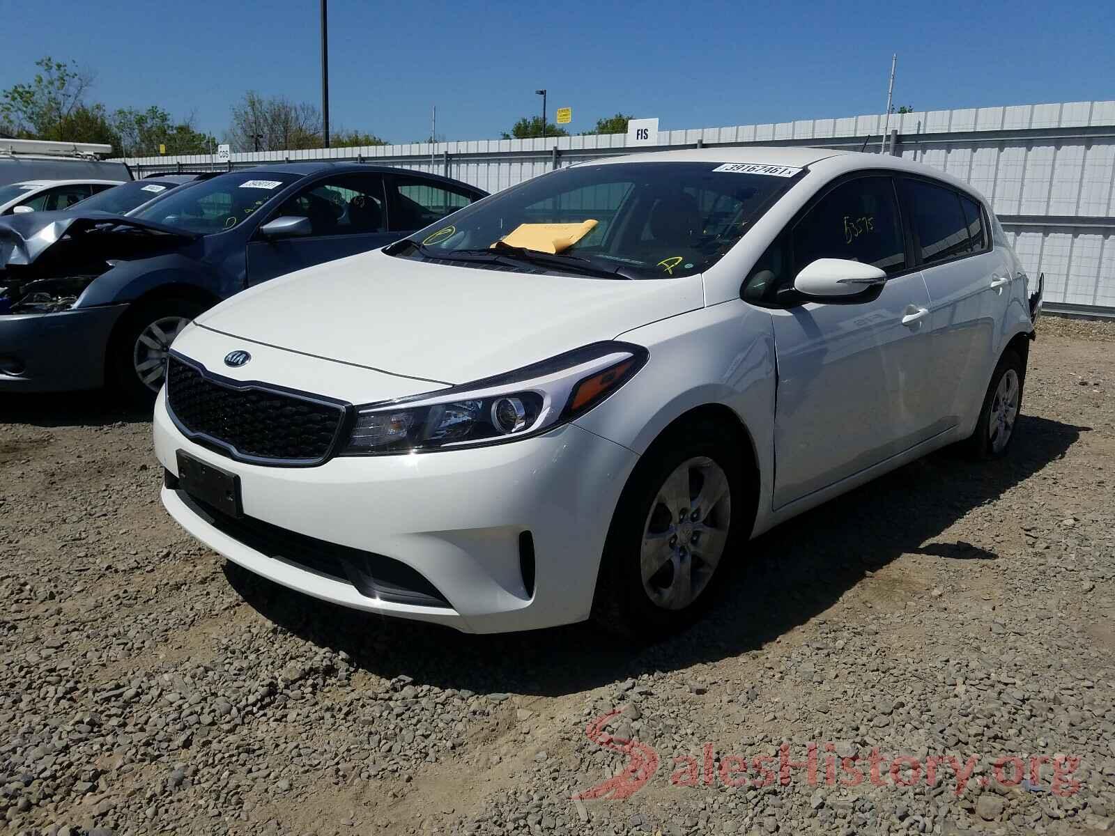 KNAFK5A83H5693082 2017 KIA FORTE