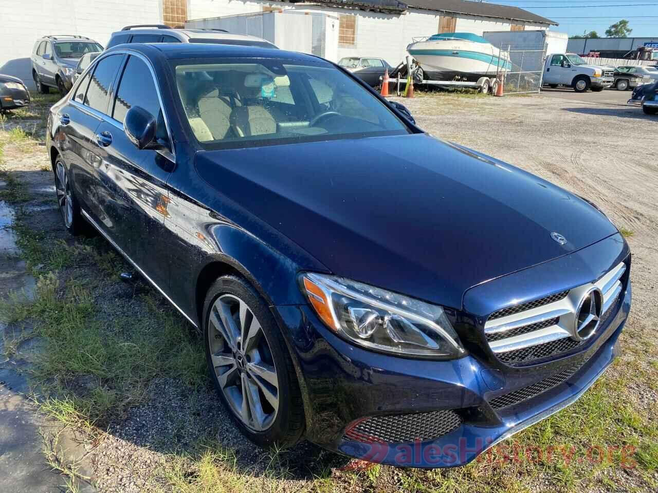 WDDWF4JB9JR392978 2018 MERCEDES-BENZ C CLASS