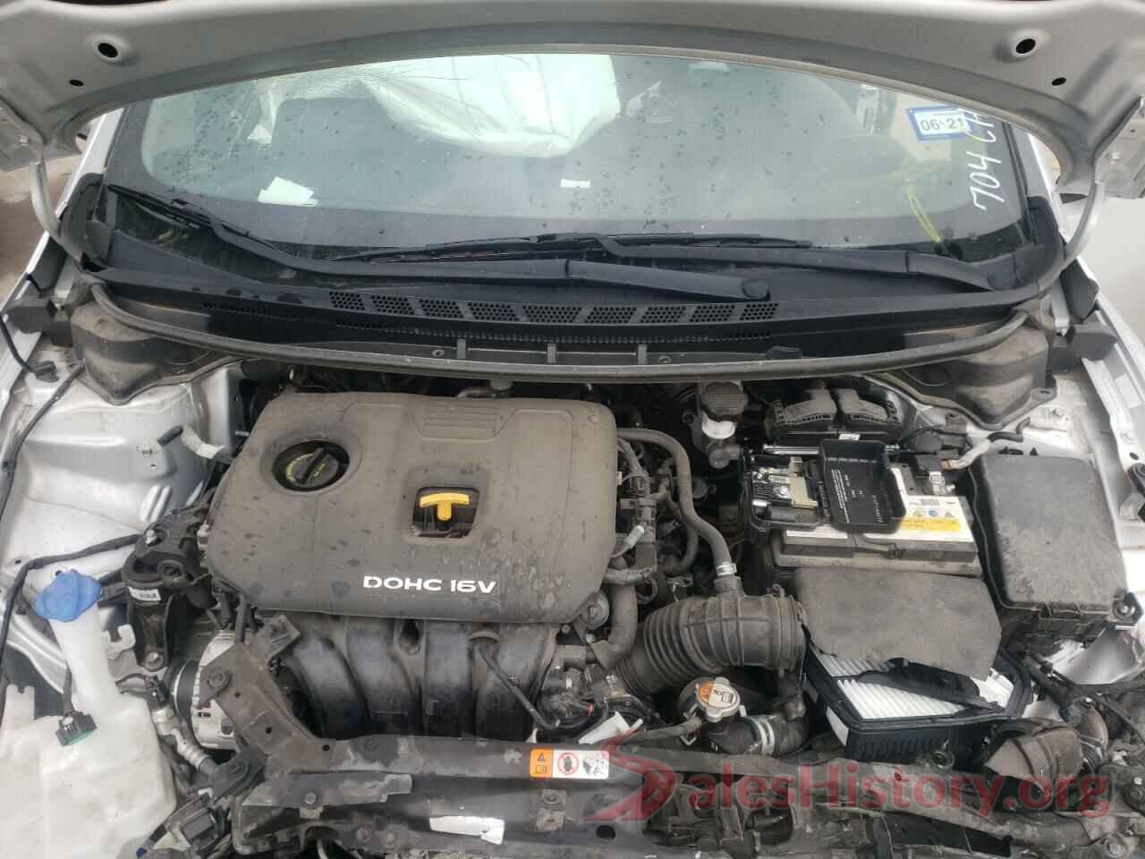 3KPFK4A75JE193259 2018 KIA FORTE