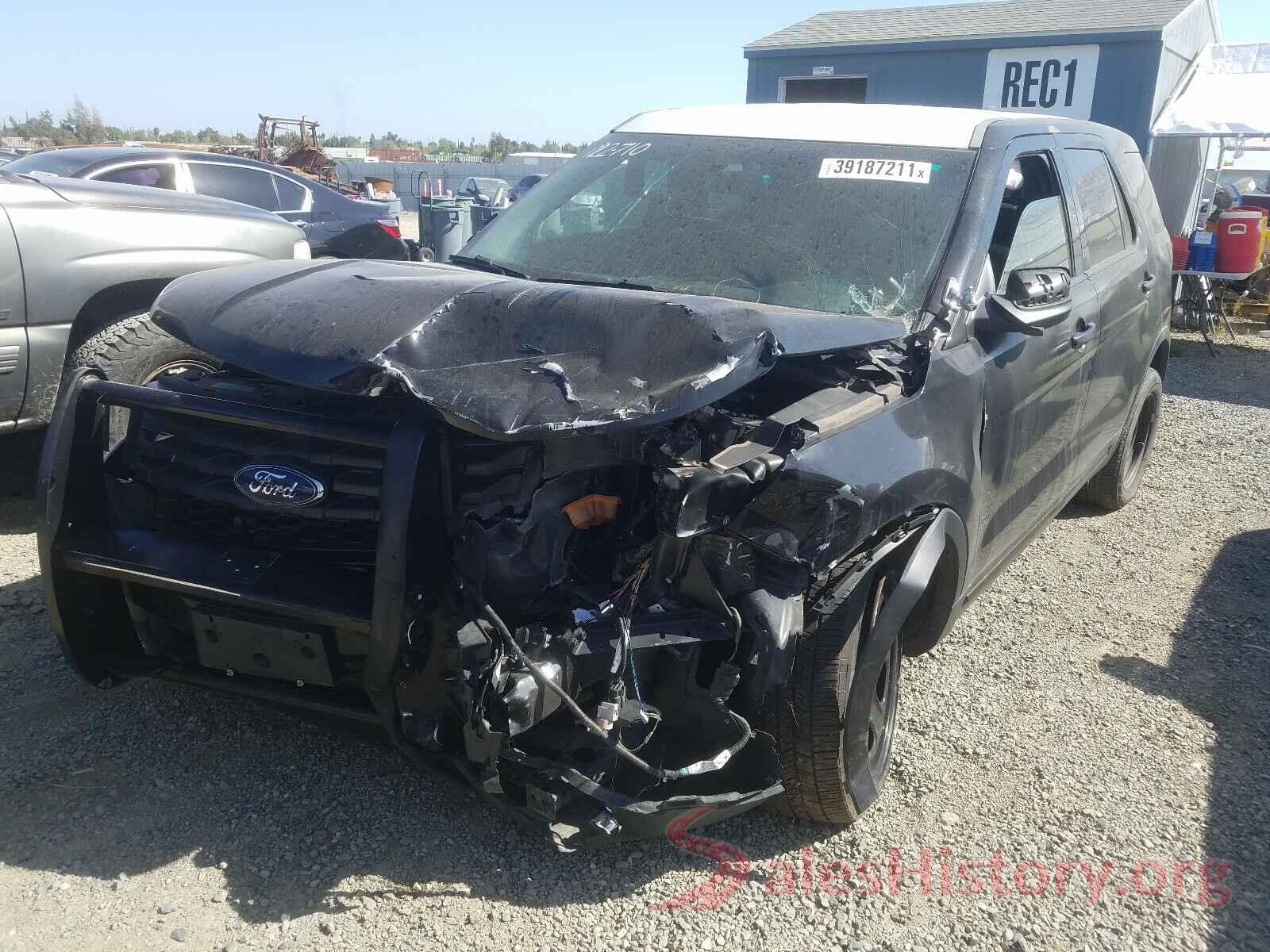 1FM5K8AR6HGA89132 2017 FORD EXPLORER