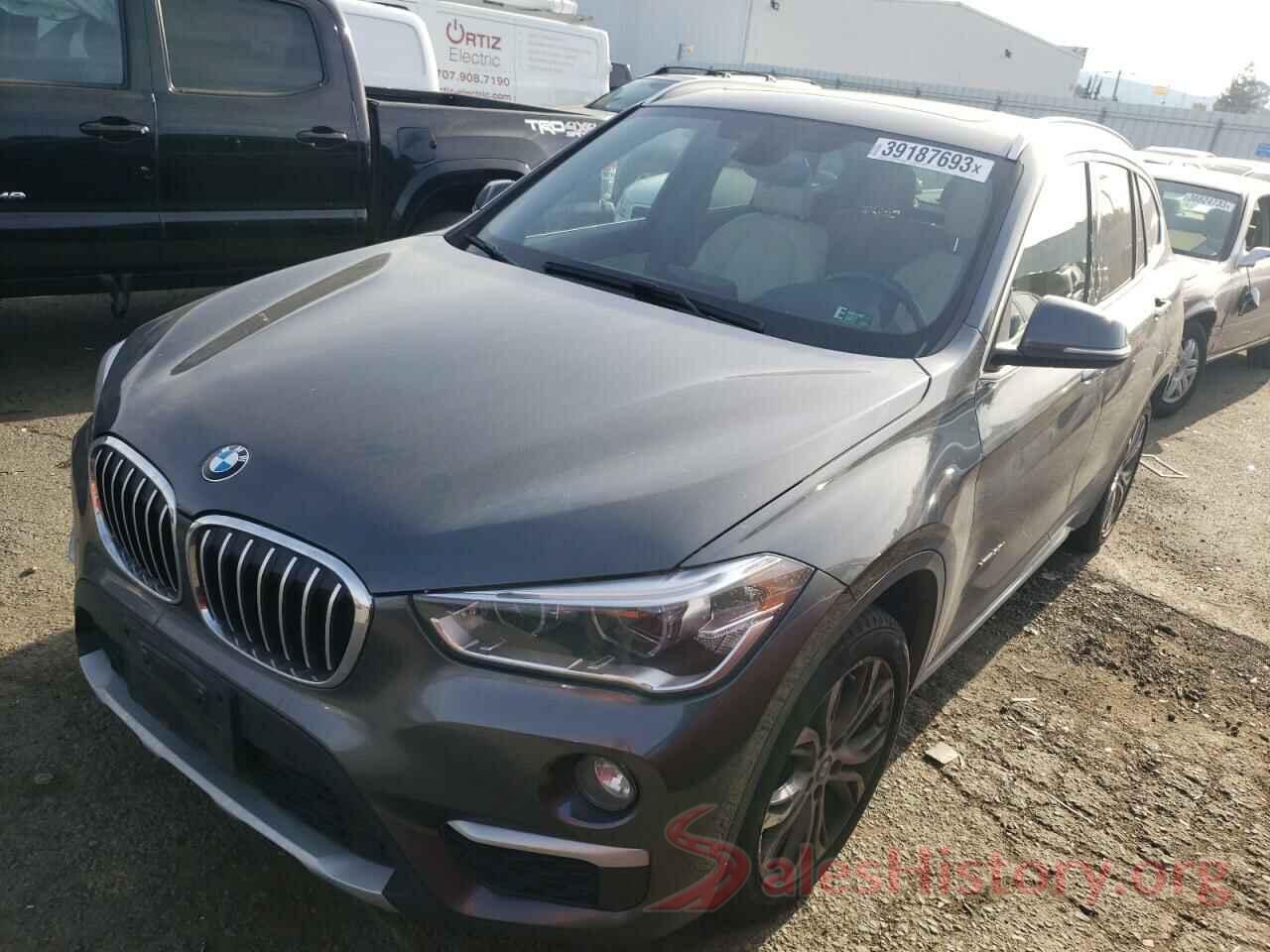 WBXHT3C32H5F76176 2017 BMW X1