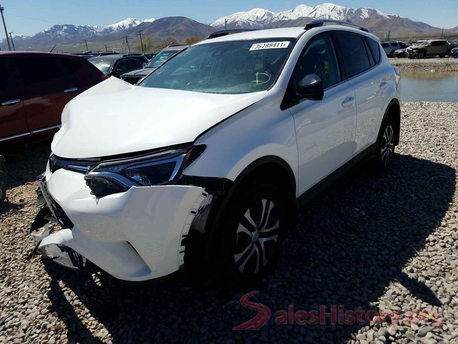 2T3BFREV0JW755470 2018 TOYOTA RAV4