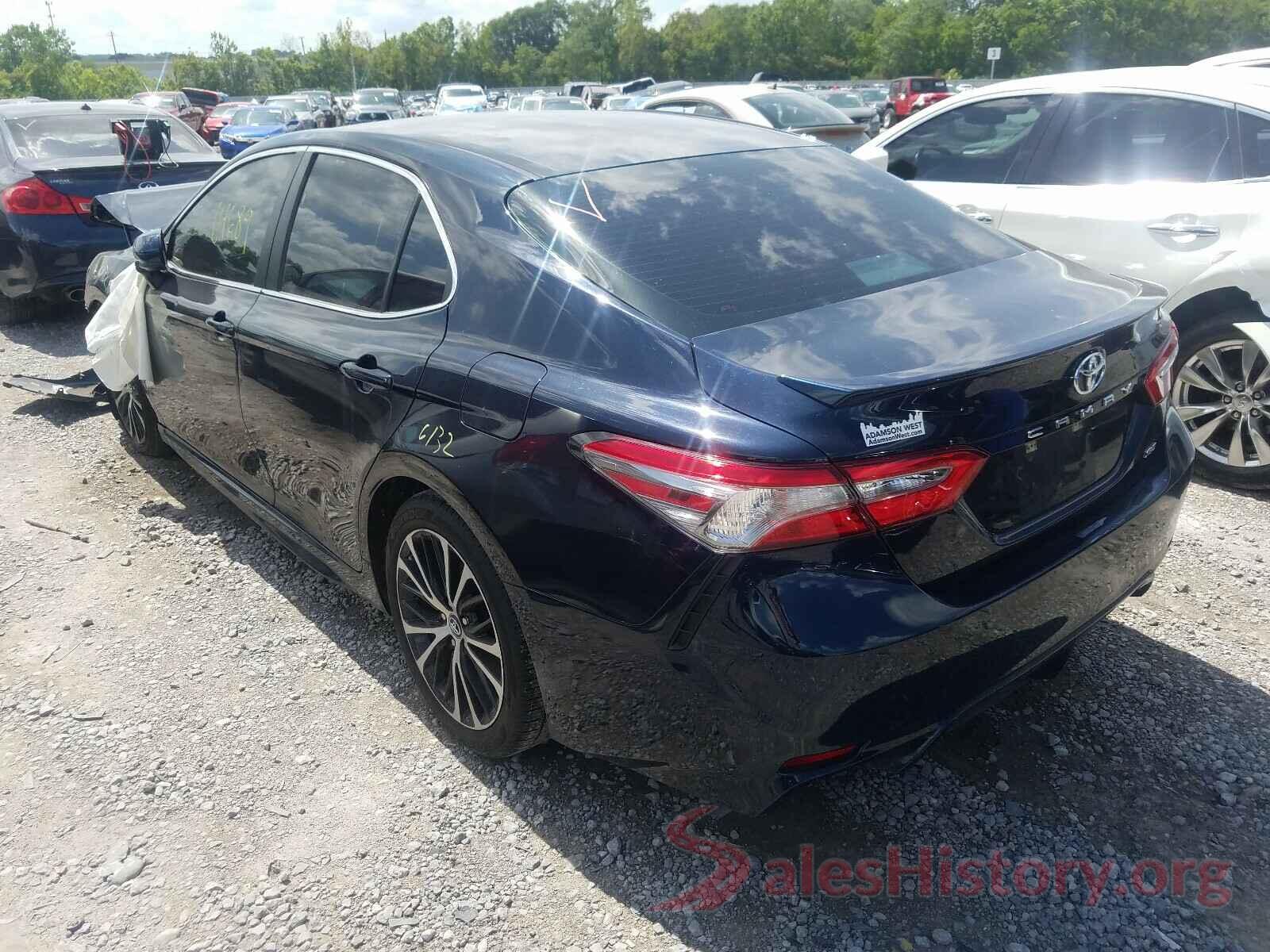 4T1B11HK1JU525480 2018 TOYOTA CAMRY