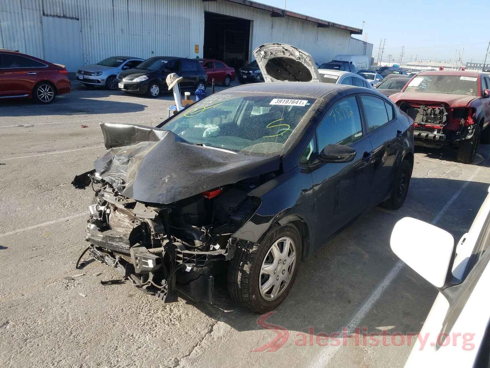 3KPFK4A76HE057698 2017 KIA FORTE