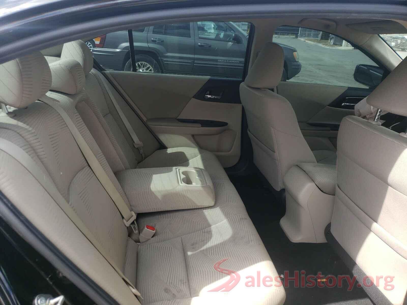 1HGCR2F34HA128104 2017 HONDA ACCORD