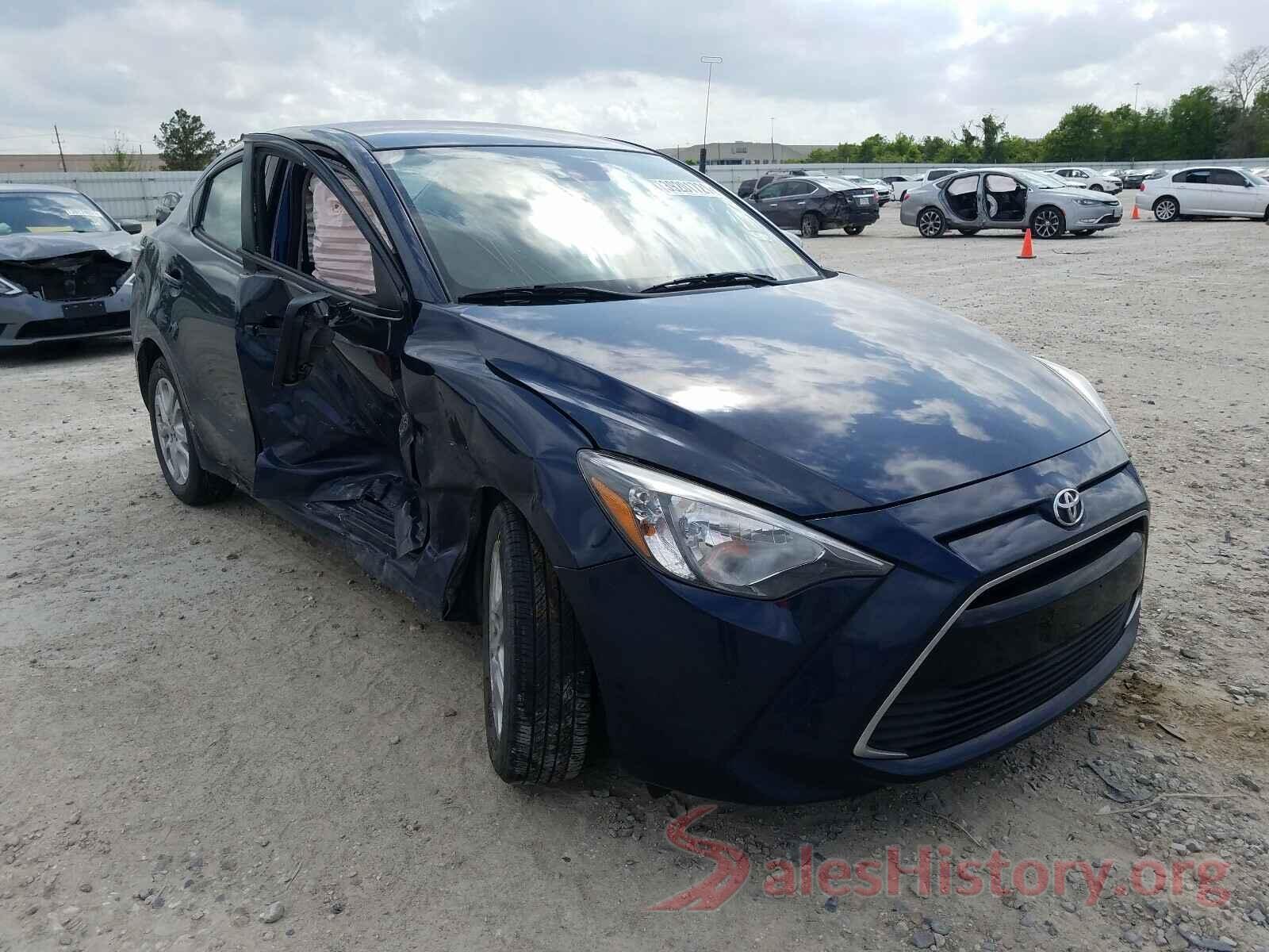 3MYDLBYV9JY326232 2018 TOYOTA YARIS