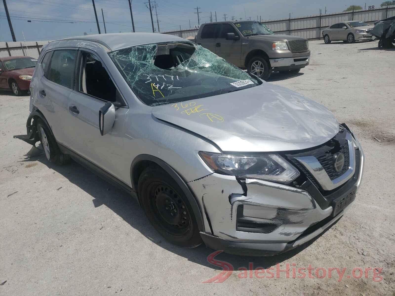 KNMAT2MT3JP577948 2018 NISSAN ROGUE