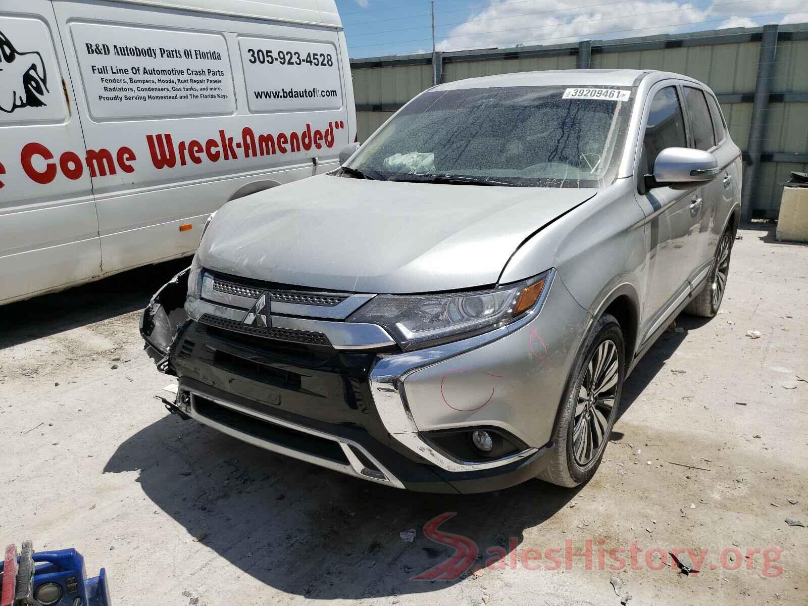 JA4AD3A38LZ010076 2020 MITSUBISHI OUTLANDER