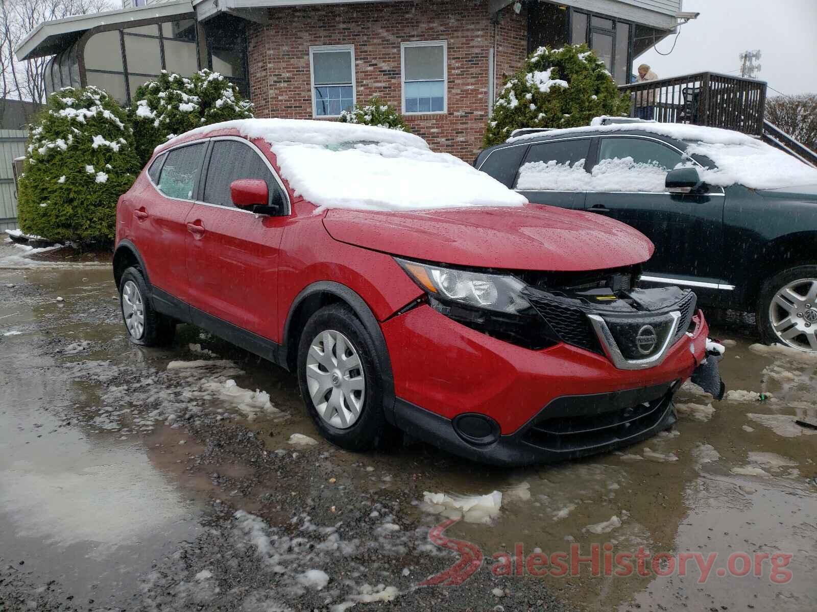 JN1BJ1CR6JW260605 2018 NISSAN ROGUE