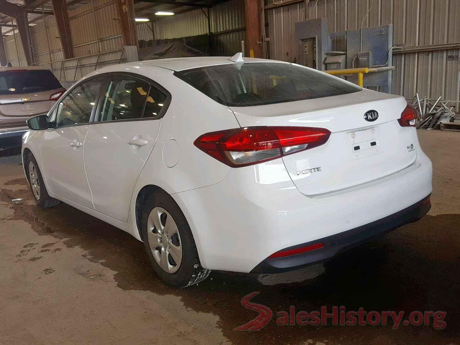 3KPFK4A7XHE068476 2017 KIA FORTE LX