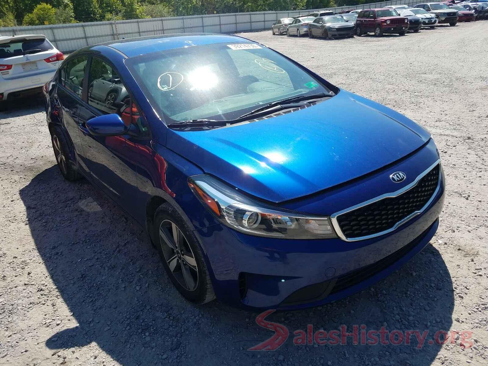 3KPFL4A7XJE275579 2018 KIA FORTE