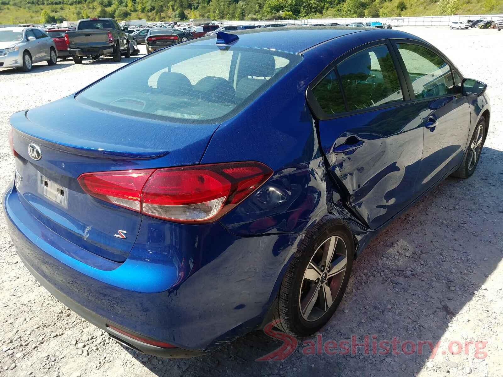 3KPFL4A7XJE275579 2018 KIA FORTE