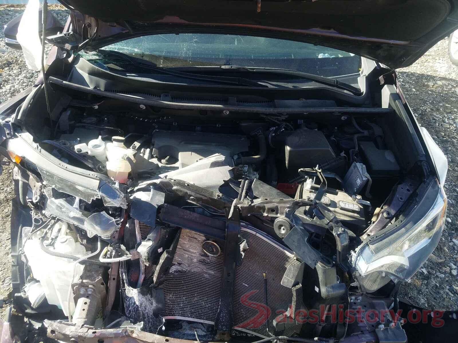 2T3RFREV9JW703835 2018 TOYOTA RAV4