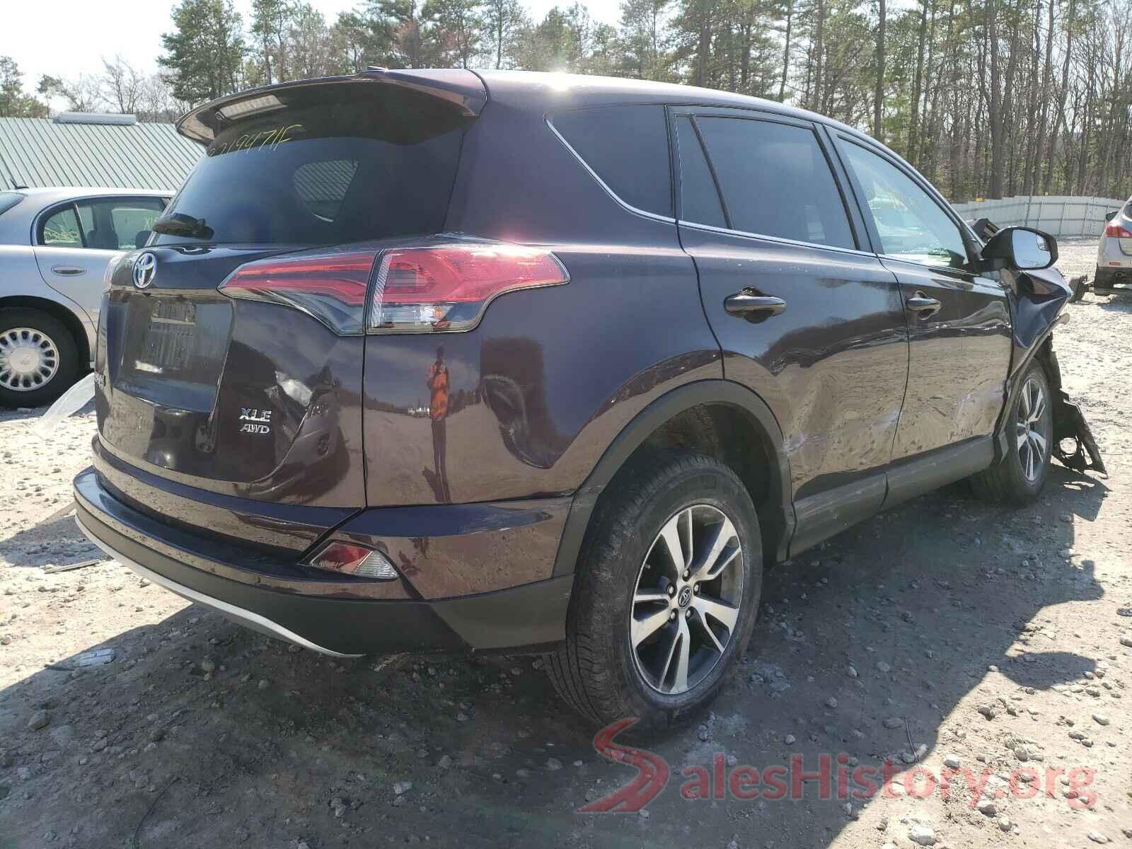 2T3RFREV9JW703835 2018 TOYOTA RAV4