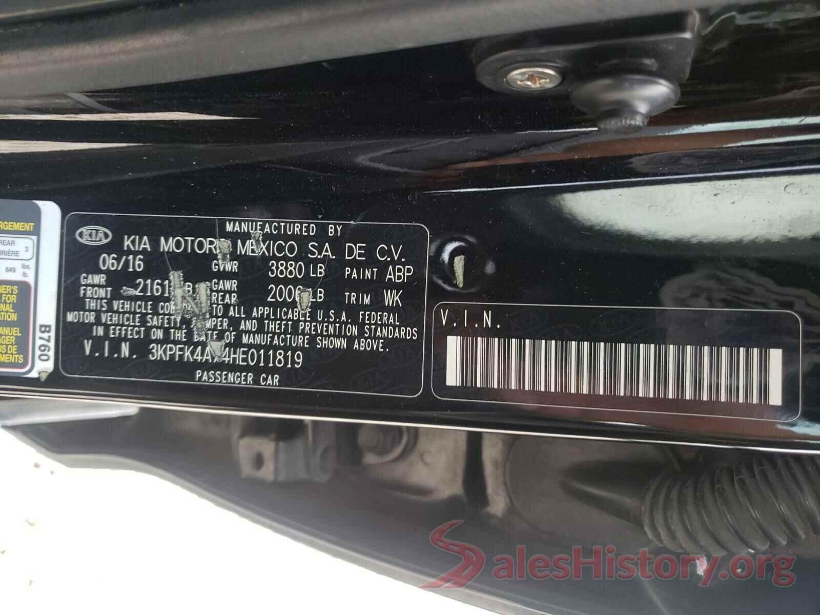 3KPFK4A74HE011819 2017 KIA FORTE