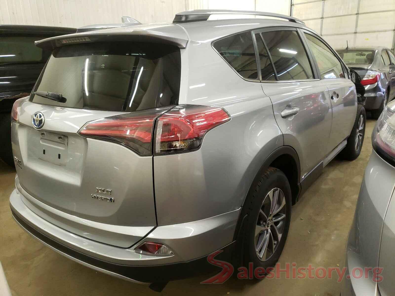 JTMRJREV1HD118690 2017 TOYOTA RAV4