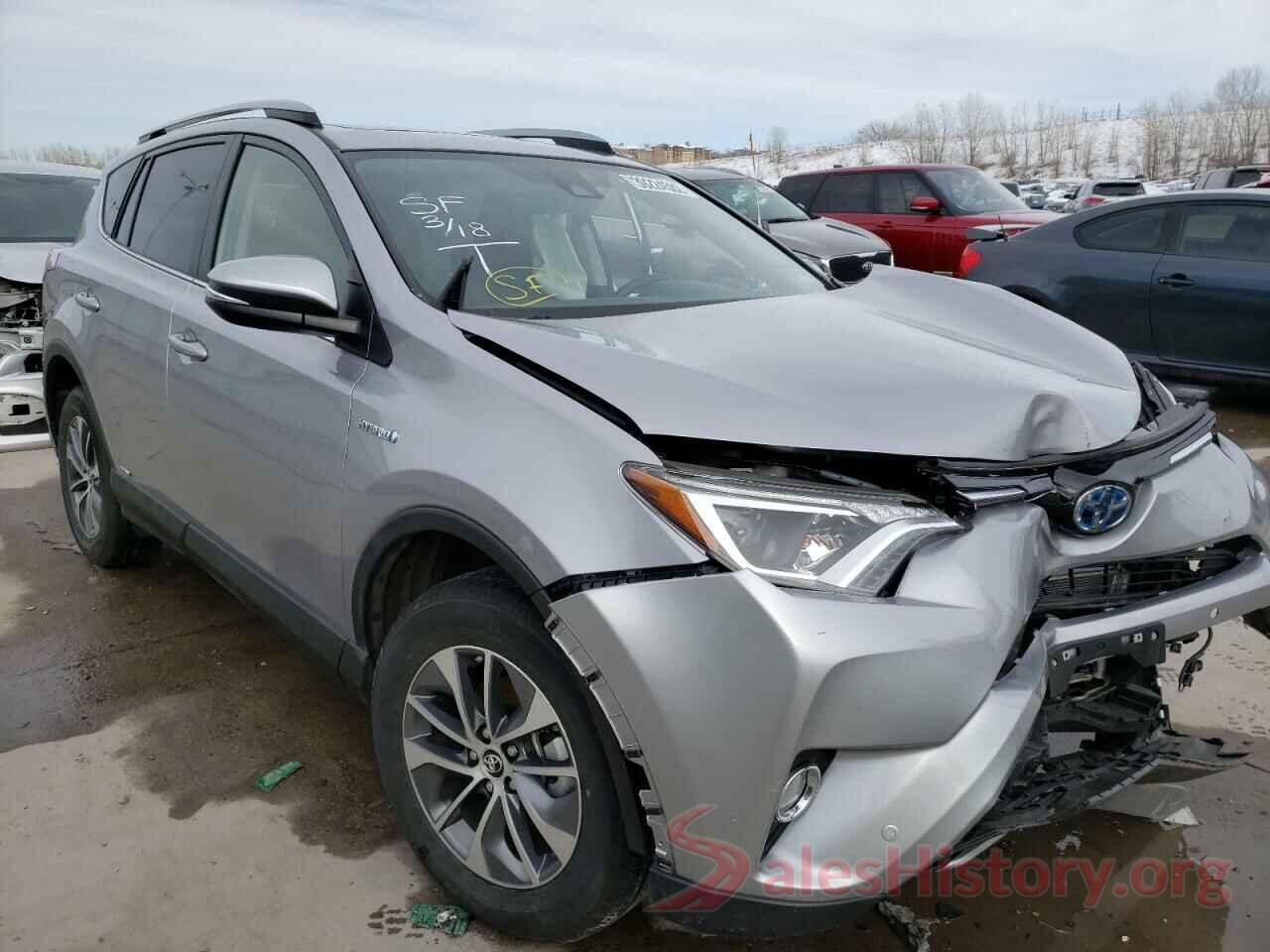 JTMRJREV1JD196778 2018 TOYOTA RAV4