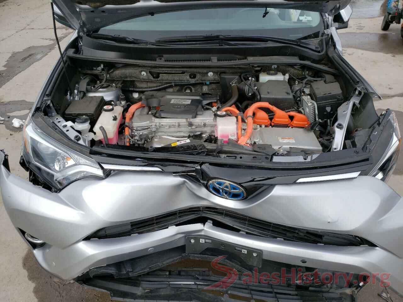 JTMRJREV1JD196778 2018 TOYOTA RAV4