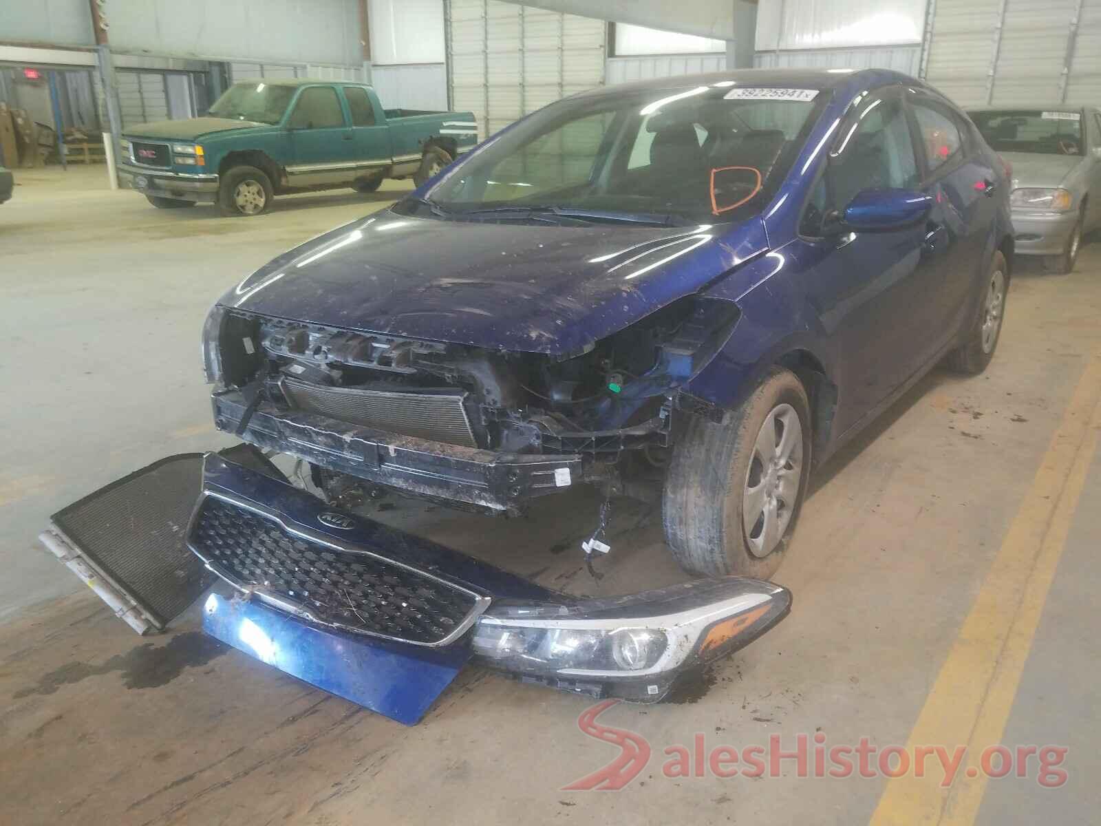 3KPFK4A75HE016303 2017 KIA FORTE