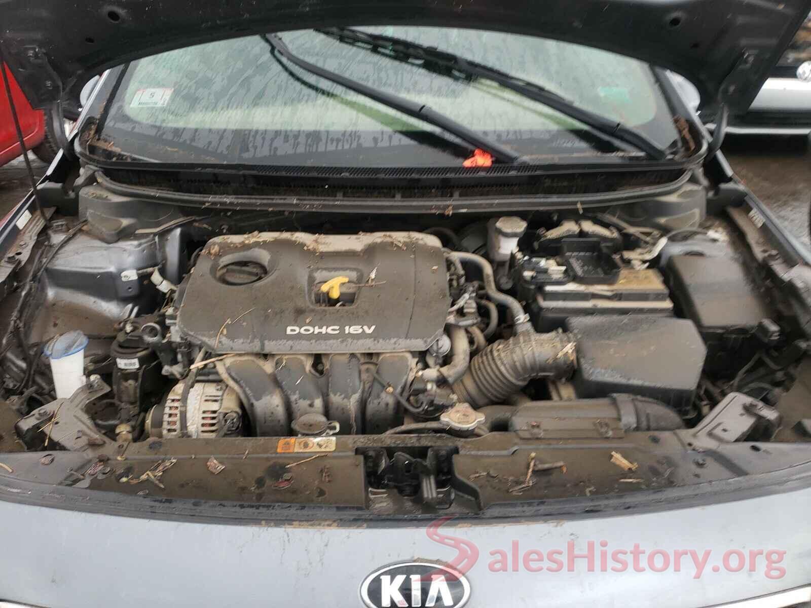 3KPFL4A70JE178424 2018 KIA FORTE