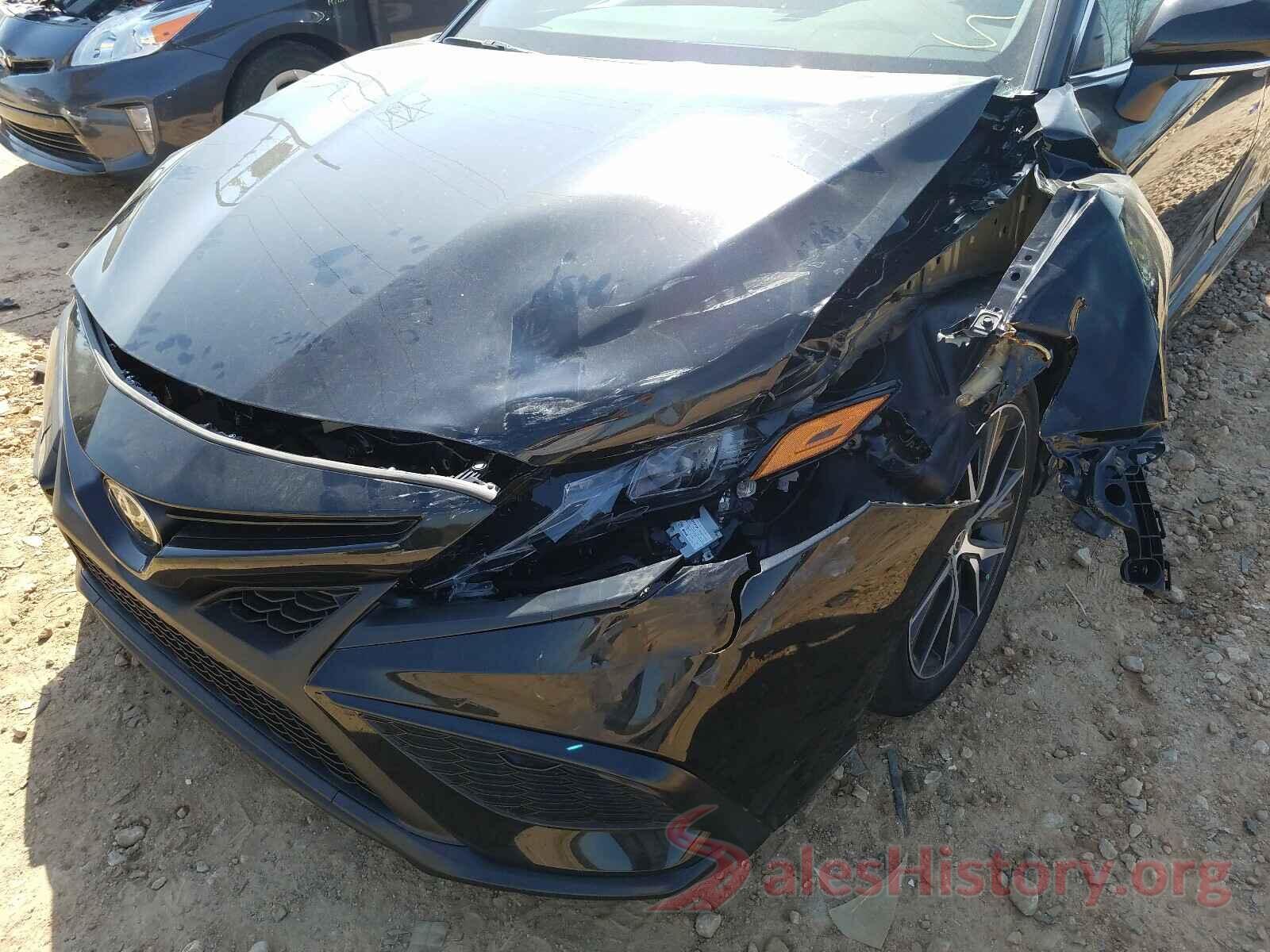 4T1T11AK3MU535639 2021 TOYOTA CAMRY