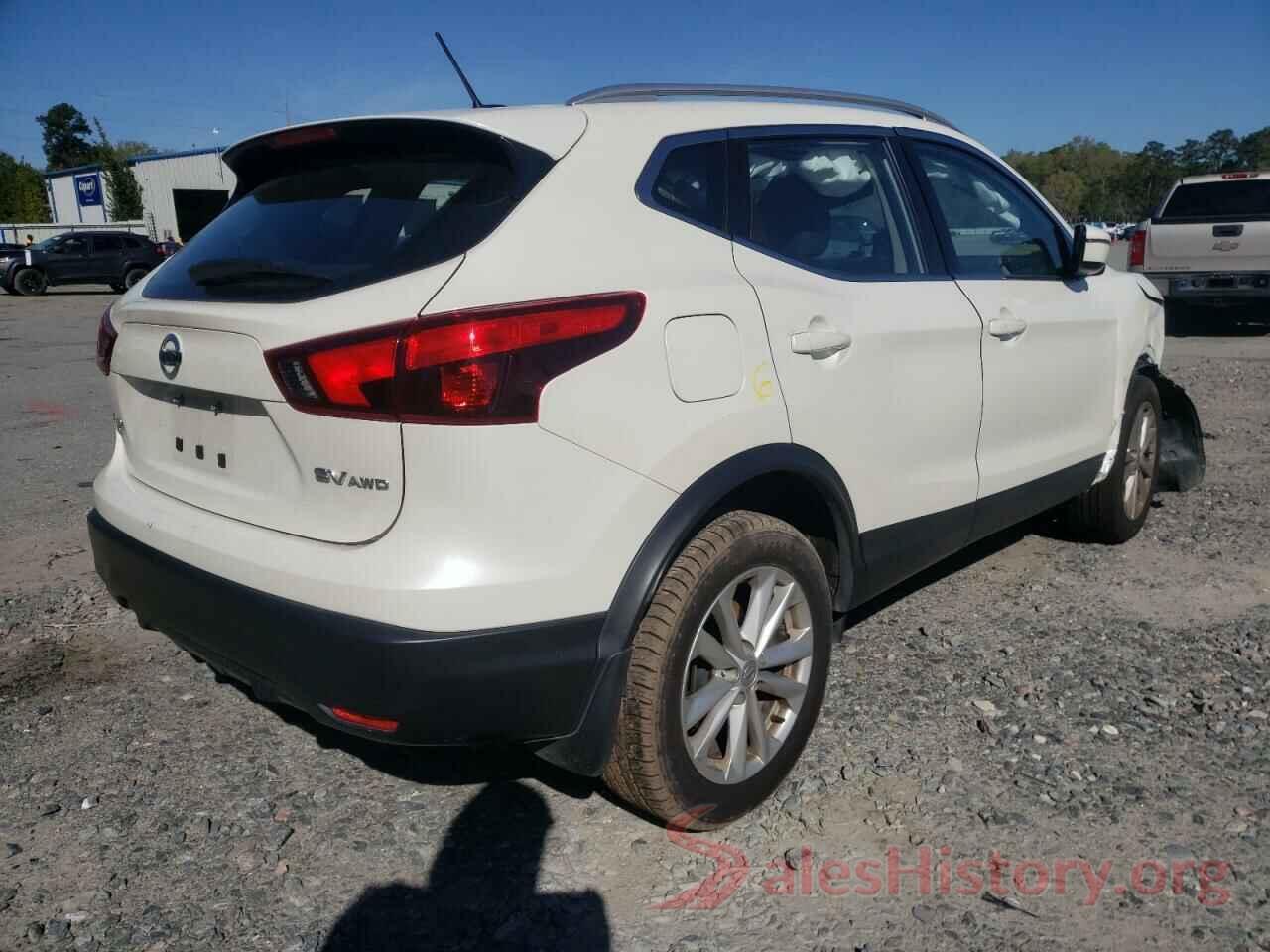 JN1BJ1CR3HW125804 2017 NISSAN ROGUE