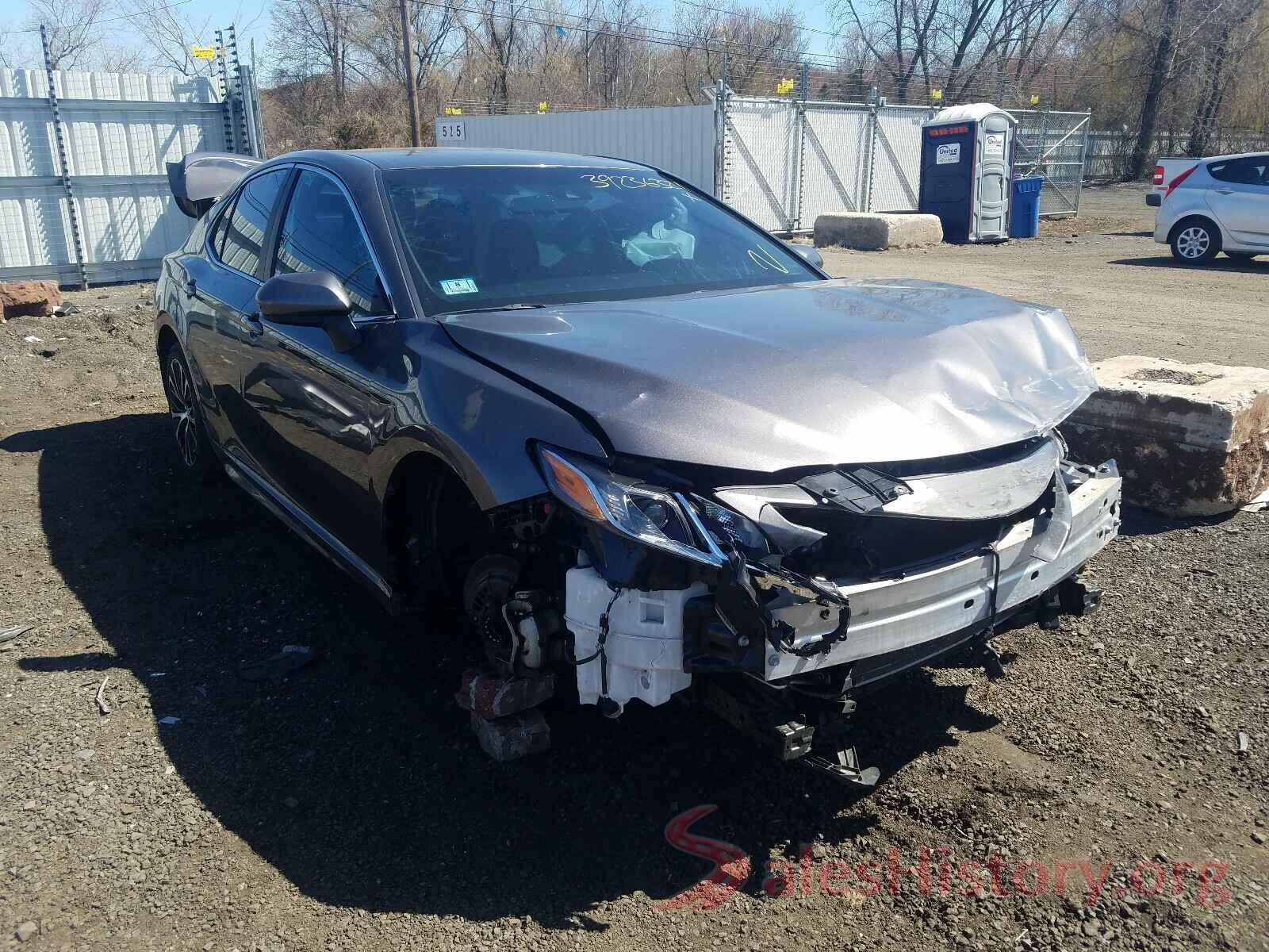 4T1B11HK2KU261297 2019 TOYOTA CAMRY