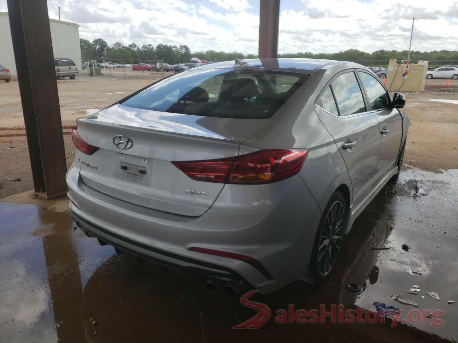 KMHD04LB1JU503595 2018 HYUNDAI ELANTRA