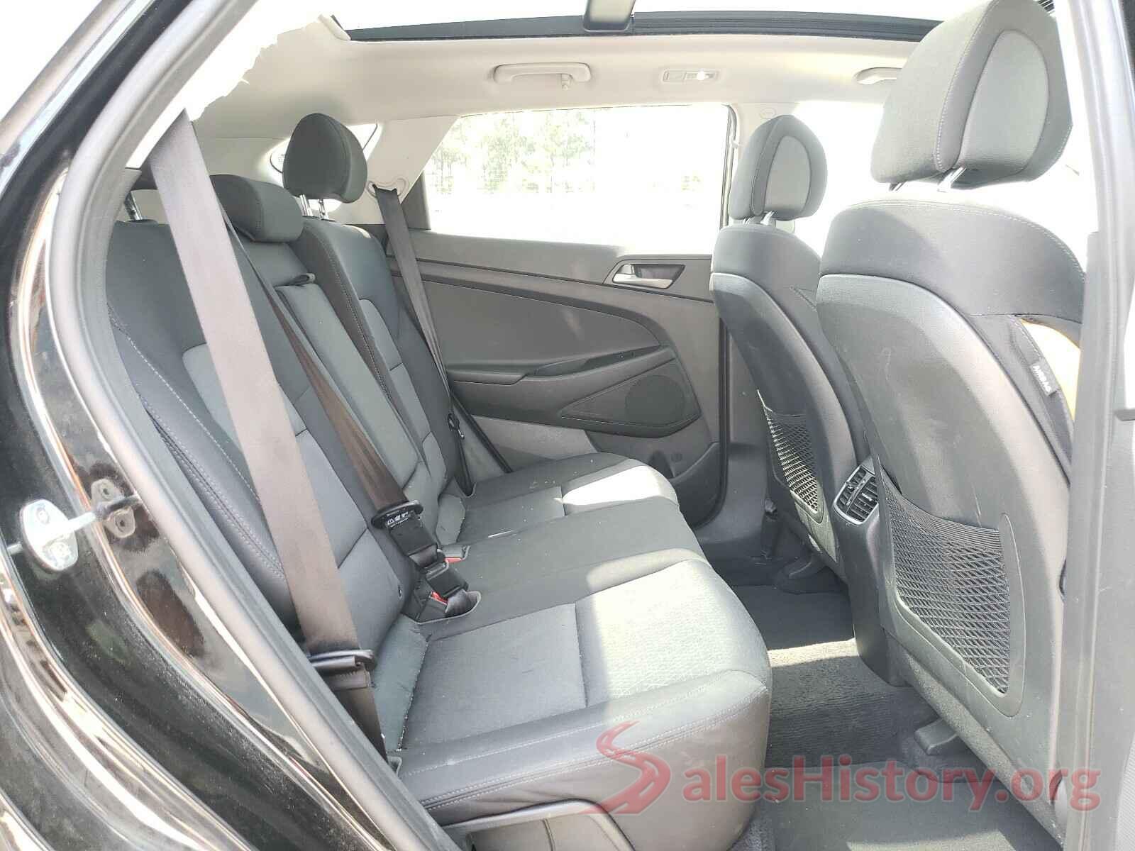 KM8J33A28JU783765 2018 HYUNDAI TUCSON