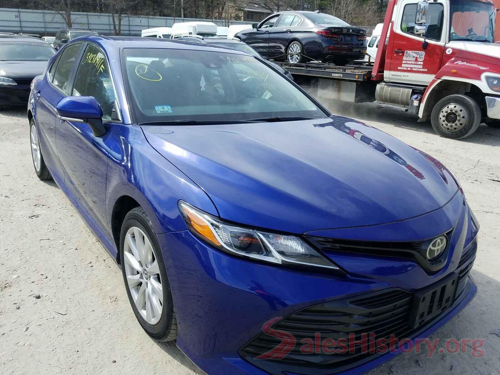 JTNB11HK3J3037749 2018 TOYOTA CAMRY