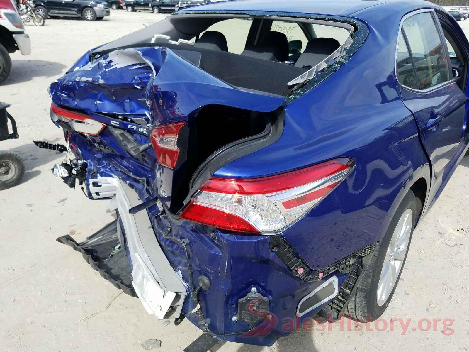 JTNB11HK3J3037749 2018 TOYOTA CAMRY