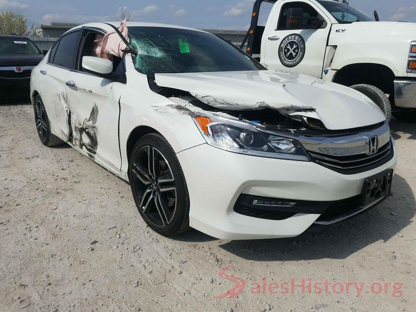 1HGCR2F57HA297566 2017 HONDA ACCORD