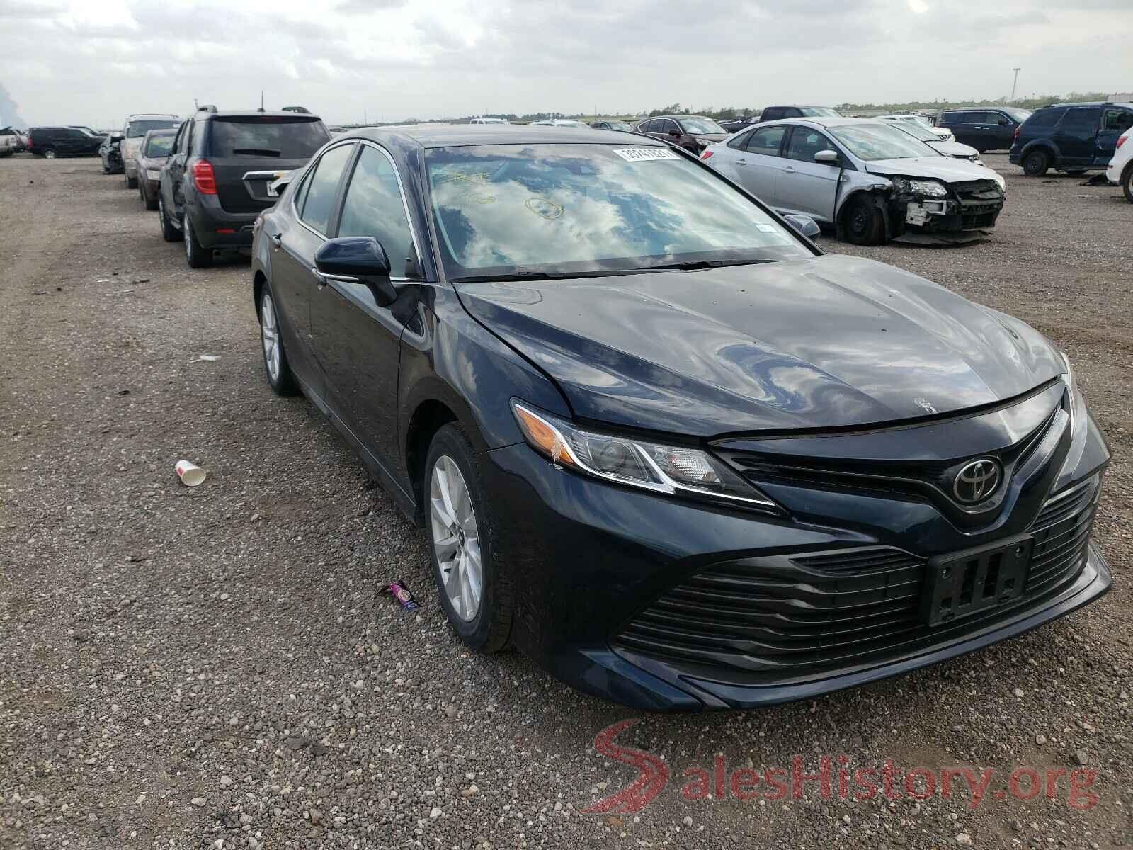 4T1B11HK6JU530867 2018 TOYOTA CAMRY