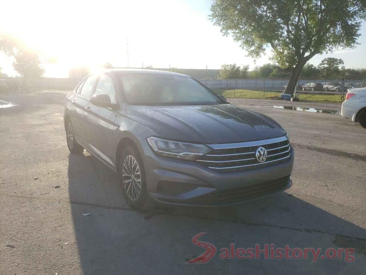 3VWC57BUXKM153764 2019 VOLKSWAGEN JETTA