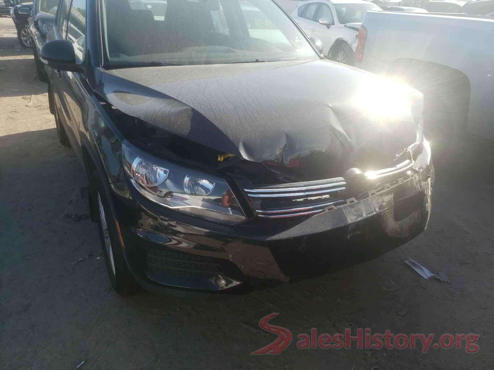 WVGAV7AX8HK044432 2017 VOLKSWAGEN TIGUAN