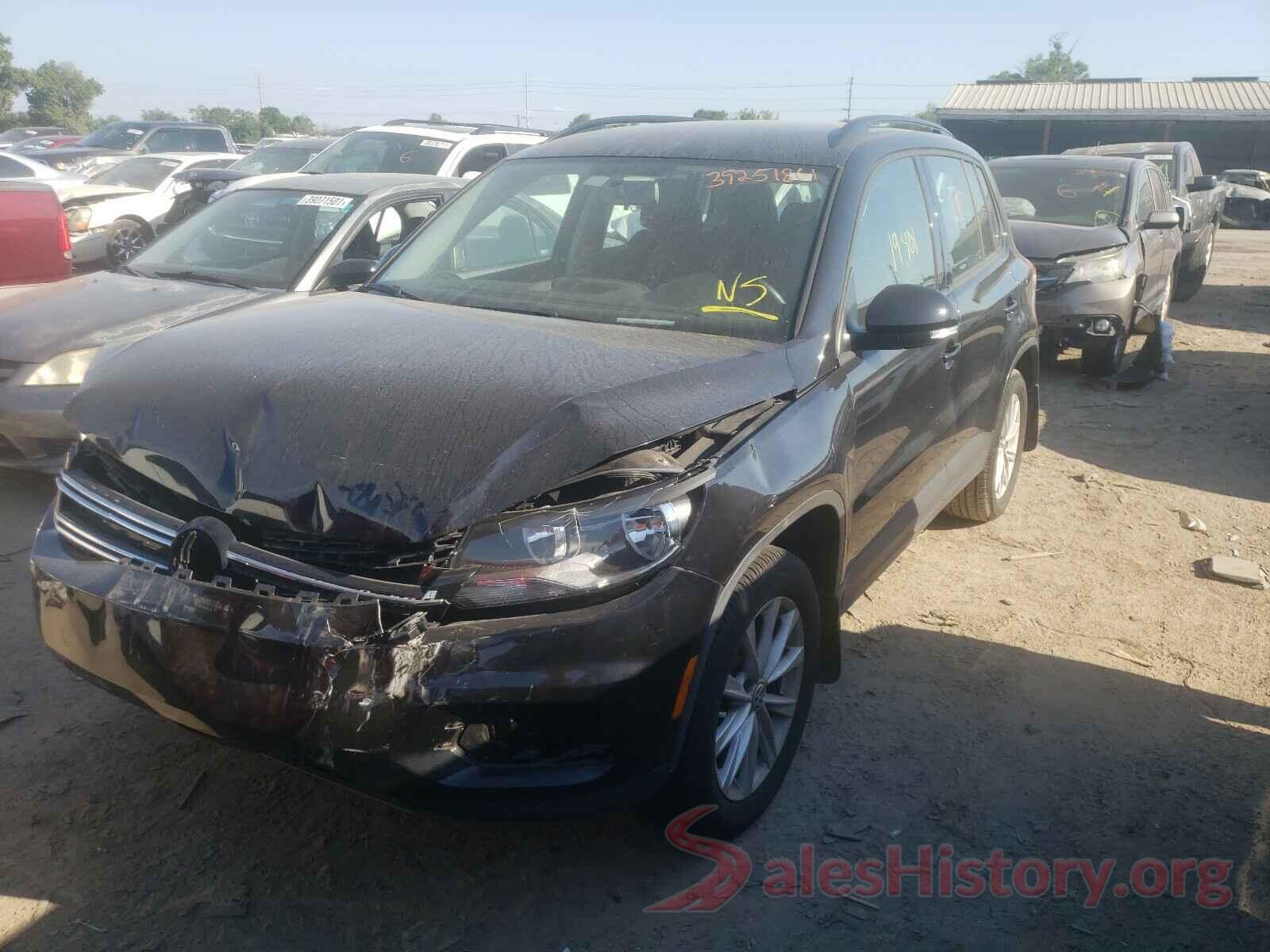 WVGAV7AX8HK044432 2017 VOLKSWAGEN TIGUAN