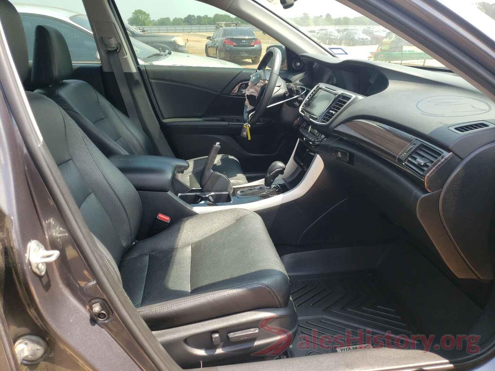 1HGCR2F82HA227886 2017 HONDA ACCORD