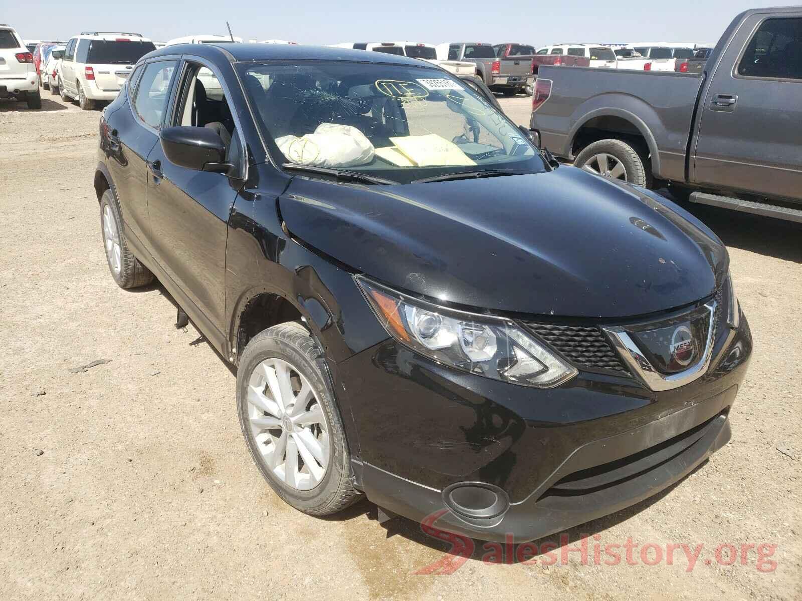 JN1BJ1CP3JW184226 2018 NISSAN ROGUE