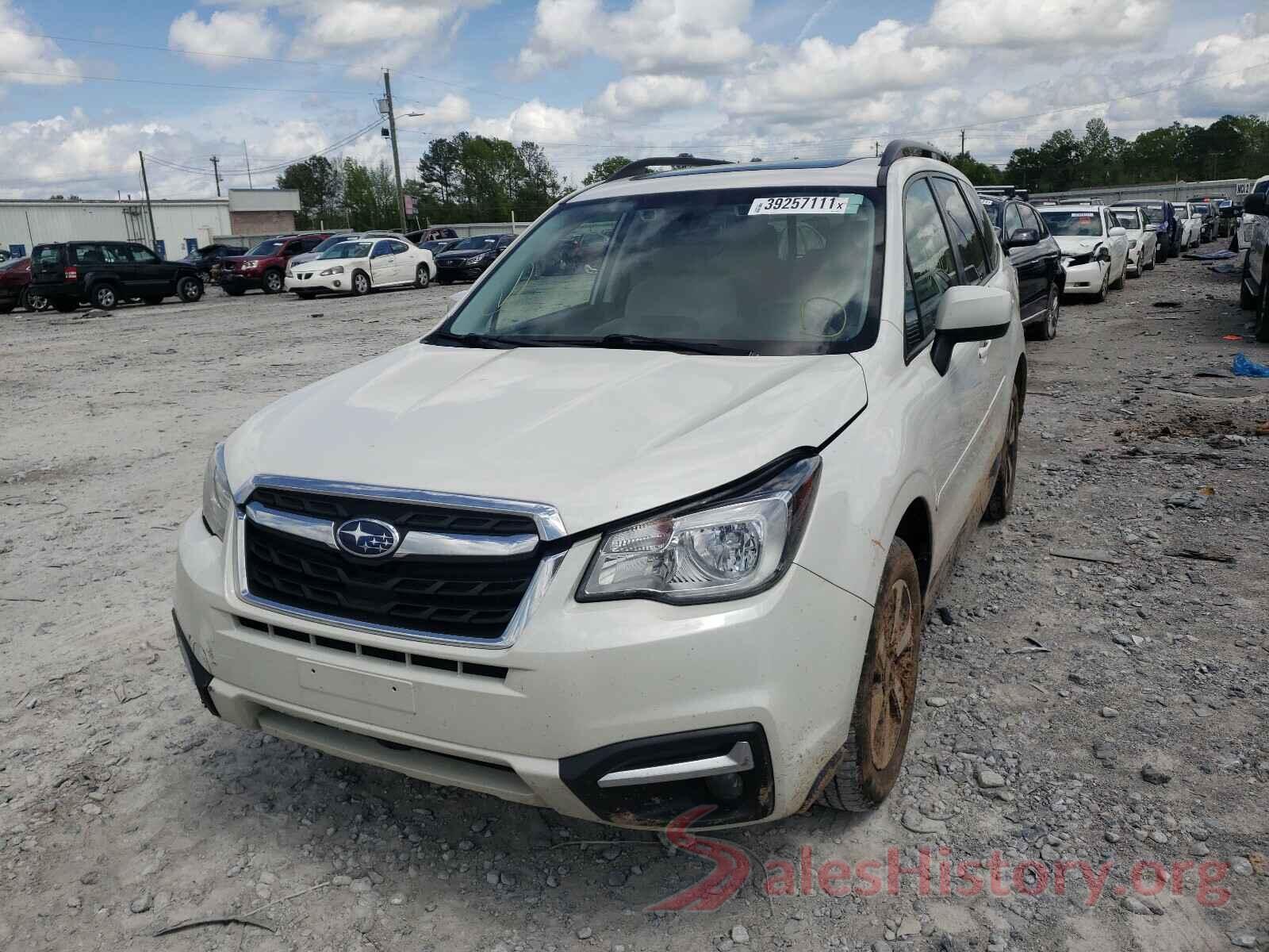 JF2SJAGC3HH557060 2017 SUBARU FORESTER