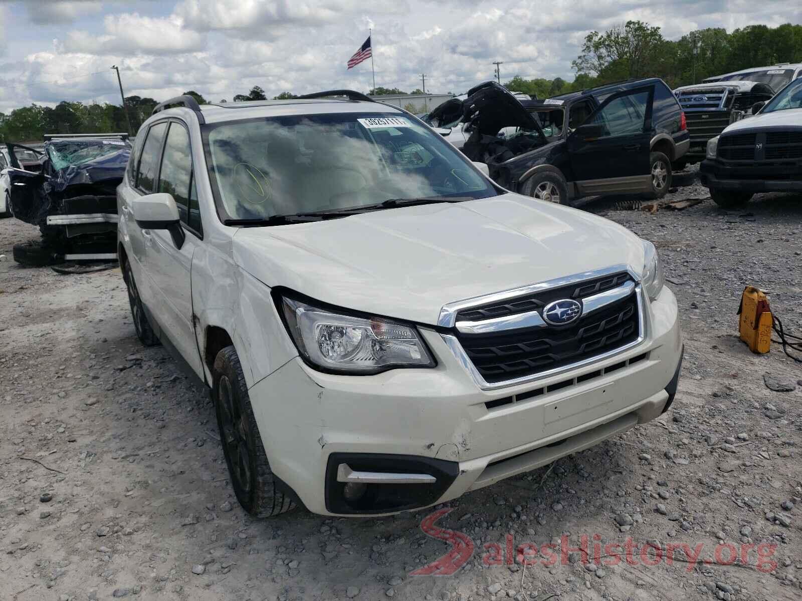 JF2SJAGC3HH557060 2017 SUBARU FORESTER