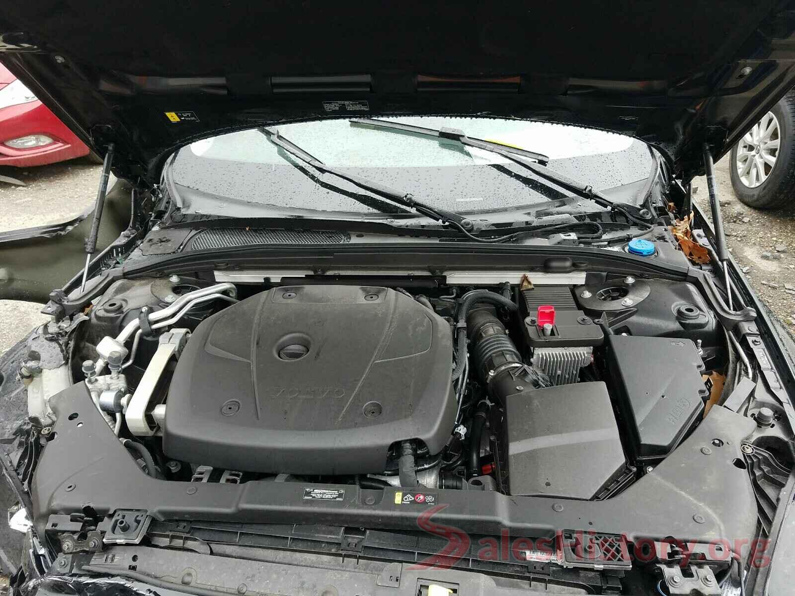 7JRA22TK1LG072863 2020 VOLVO S60