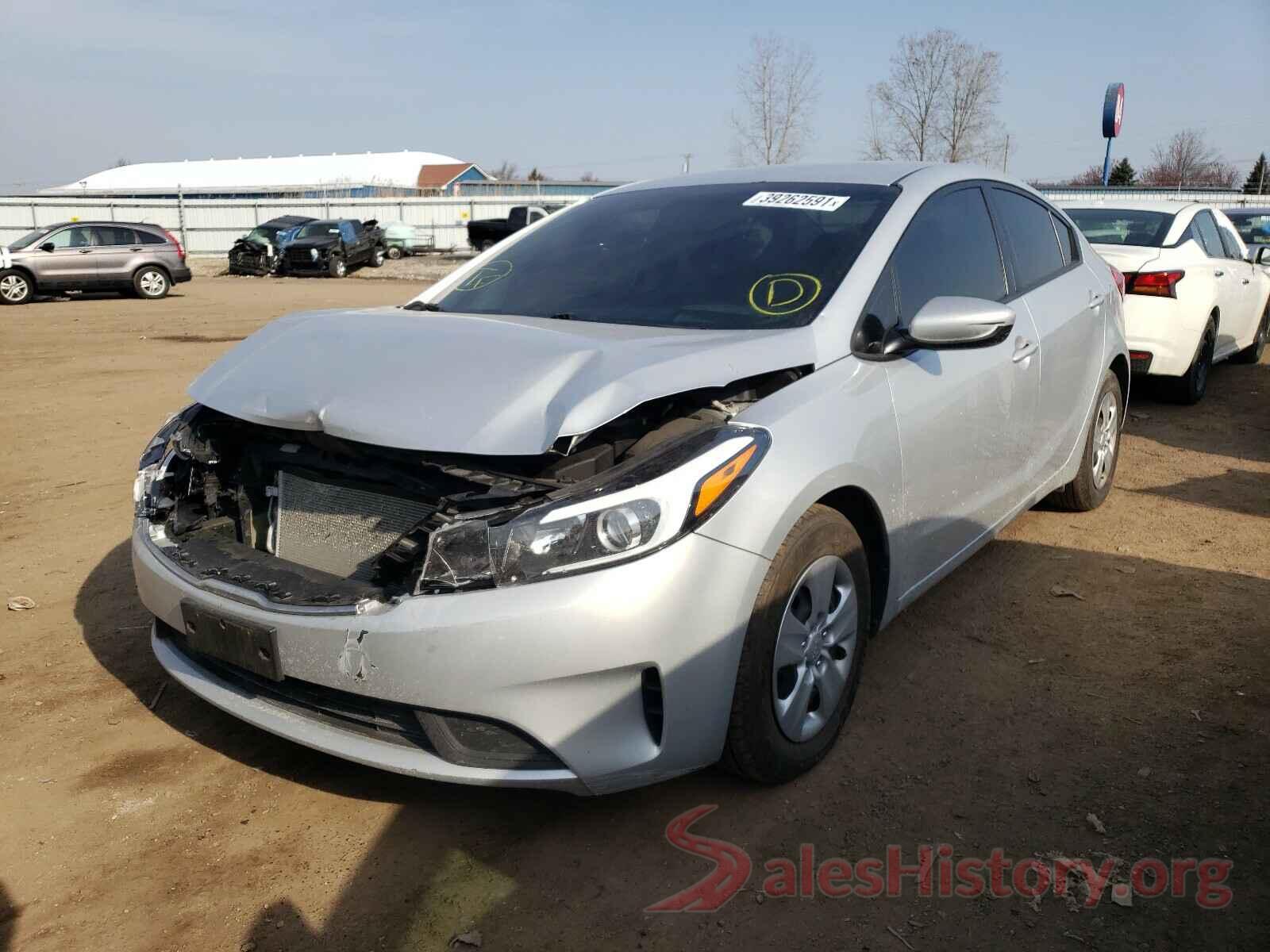 3KPFK4A77HE136300 2017 KIA FORTE