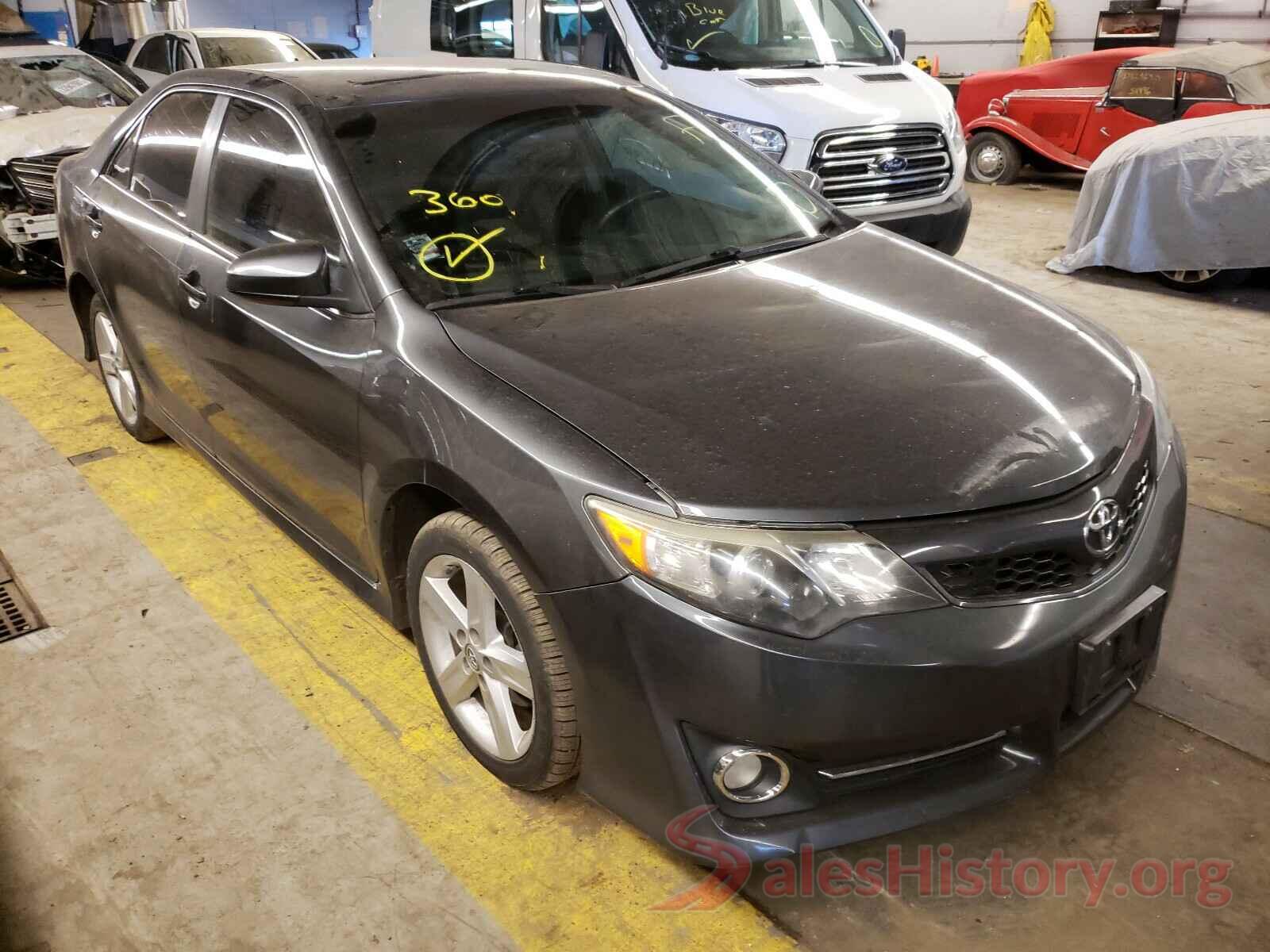 4T1BF1FK2DU244135 2013 TOYOTA CAMRY